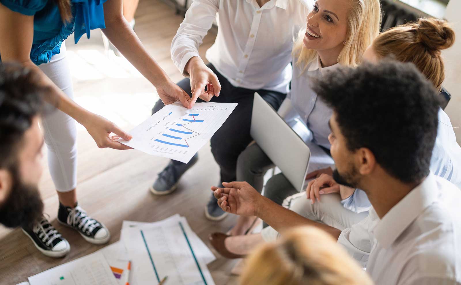 Data Storytelling Workshops by Brent Dykes